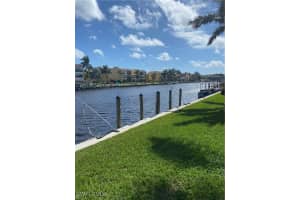 4001 19th Place, Cape Coral, FL 33904 - MLS#226003269