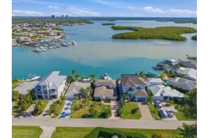 141 Pago Pago Drive, Naples, FL 34113 - MLS#226003277