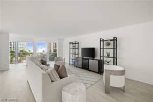 4401 Gulf Shore Boulevard, Naples, FL 34103 - MLS#226003329