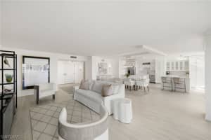 4401 Gulf Shore Boulevard, Naples, FL 34103 - MLS#226003329