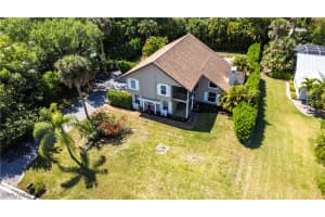 183 Old Tamiami Trail, Naples, FL 34110 - MLS#226003338