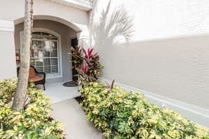 2029 Crestview Way, Naples, FL 34119 - MLS#226003351