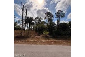 1242 Creary Street, Lehigh Acres, FL 33974 - MLS#226003366