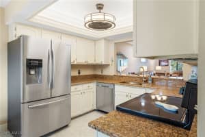 7402 Lake Breeze Drive, Fort Myers, FL 33907 - MLS#226003369