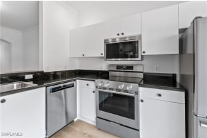 3281 Lindsey Lane, Naples, FL 34109 - MLS#226003371