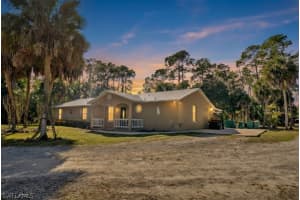 1867 17th Street, Naples, FL 34117 - MLS#226003411