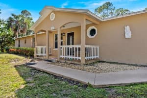 1867 17th Street, Naples, FL 34117 - MLS#226003411