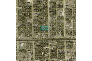 805 Edison Avenue, Lehigh Acres, FL 33972 - MLS#226003413