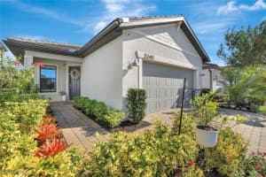 2240 Yellowfin Cir, Naples