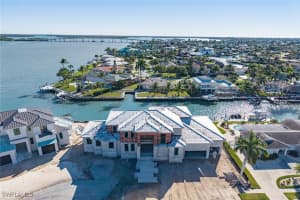 975 Sundrop Court, Marco Island, FL 34145 - MLS#226003430