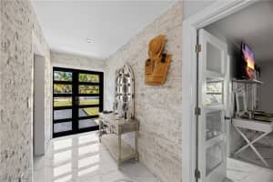 1890 Oakes Boulevard, Naples, FL 34119 - MLS#226003459