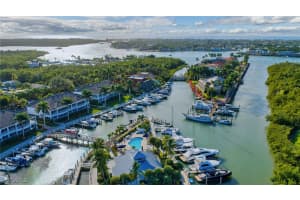 1717 Gulfstar Drive, Naples, FL 34112 - MLS#226003477