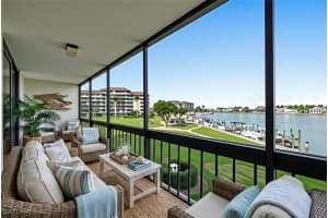 651 Seaview Court, Marco Island, FL 34145 Sold 03/05/26