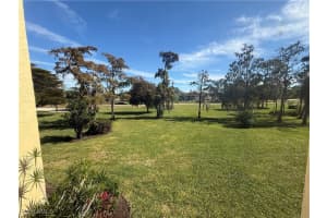 1084 Forest Lakes Dr 7205, Naples