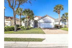 3935 Jasmine Lake Circle, Naples, FL 34119 - MLS#226003493