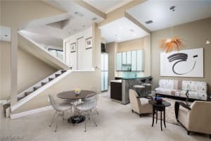 450 10th Avenue, Naples, FL 34102 - MLS#226003495