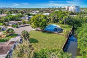 59 River Court, Naples, FL 34110 - MLS#226003496