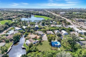 59 River Court, Naples, FL 34110 - MLS#226003496