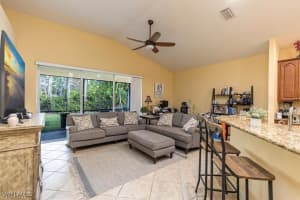 1674 Serrano Circle, Naples, FL 34105 - MLS#226003505