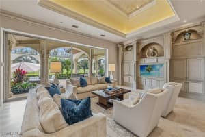 9960 Brassie Bend, Naples, FL 34108 - MLS#226003506