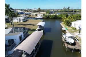 11391 Azalea Lane, Fort Myers Beach, FL 33931 - MLS#226003535