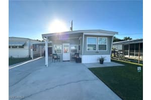 20540 Basin Dr, Estero