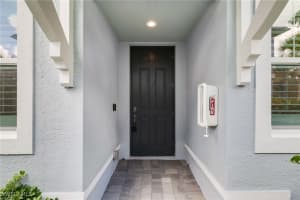 2614 Seychelles Circle, Naples, FL 34112 - MLS#226003558