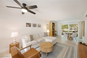 72 7th Street, Naples, FL 34102 - MLS#226003580