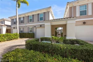 5561 Cove Circle, Naples, FL 34119 - MLS#226003586