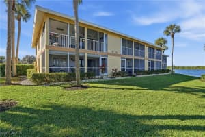 1175 Mainsail Dr 715, Naples