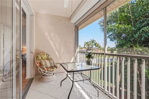 326 Bradstrom Circle, Naples, FL 34113 - MLS#226003644