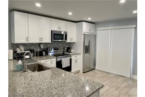 4270 Jack Frost Court, Naples, FL 34112 - MLS#226003686