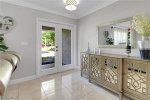 1530 Everglades Blvd S, Naples