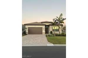 20472 Estero Crossing Boulevard, Estero, FL 33928 - MLS#226003693