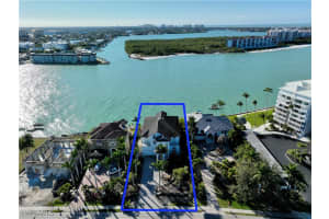 28 Pelican Street, Naples, FL 34113 - MLS#226003694