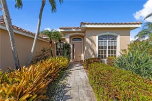 15420 Greenock Lane, Fort Myers, FL 33912 - MLS#226003710