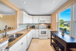 1700 Pine Valley Drive, Fort Myers, FL 33907 - MLS#226003733