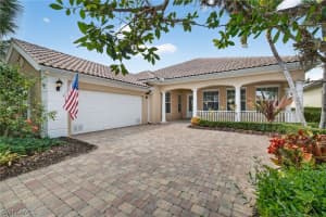 28330 Moray Drive, Bonita Springs, FL 34135 - MLS#226003737