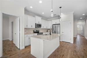 6934 Avalon Circle, Naples, FL 34112 - MLS#226003744