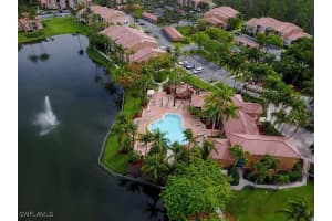 1260 Wildwood Lakes Blvd 201, Naples