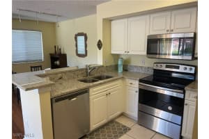 1260 Wildwood Lakes Boulevard, Naples, FL 34104 - MLS#226003760