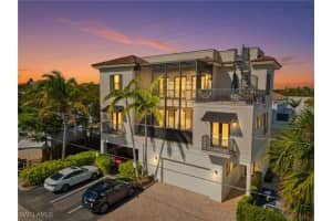 340 12th Ave S 6, Naples