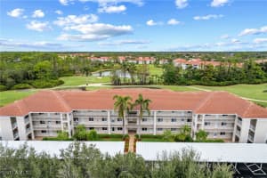 7105 Dennis Cir E207, Naples