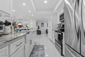 713 43rd Street, Cape Coral, FL 33904 - MLS#226003820