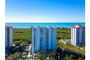 7515 Pelican Bay Boulevard, Naples, FL 34108 - MLS#226003823