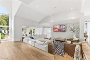 4705 Villa Mare Lane, Naples, FL 34103 - MLS#226003837