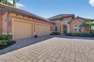 7352 Lantana Way, Naples, FL 34119 - MLS#226003848