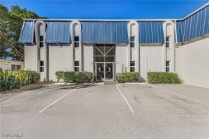 4912 Vincennes St 108, Cape Coral