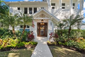 685 2nd Street, Naples, FL 34102 Sold 03/27/26