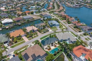 269 Bass Court, Marco Island, FL 34145 - MLS#226003870